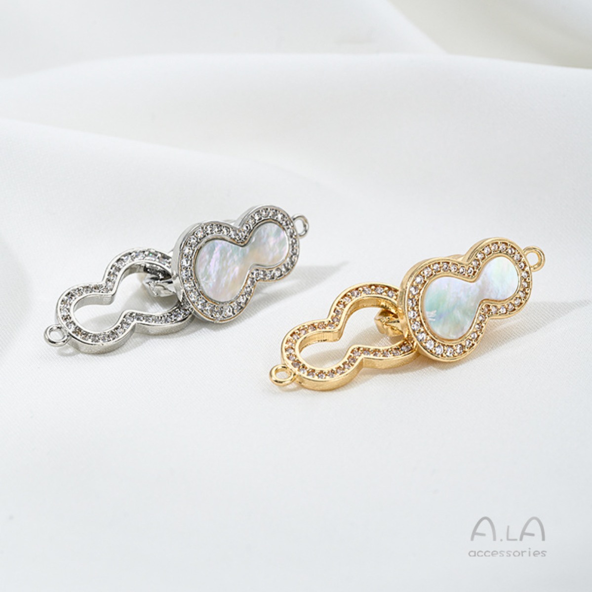 Brass 14K Gold Plated Mother O - đánh giá và giá Toggle Clasp Gold