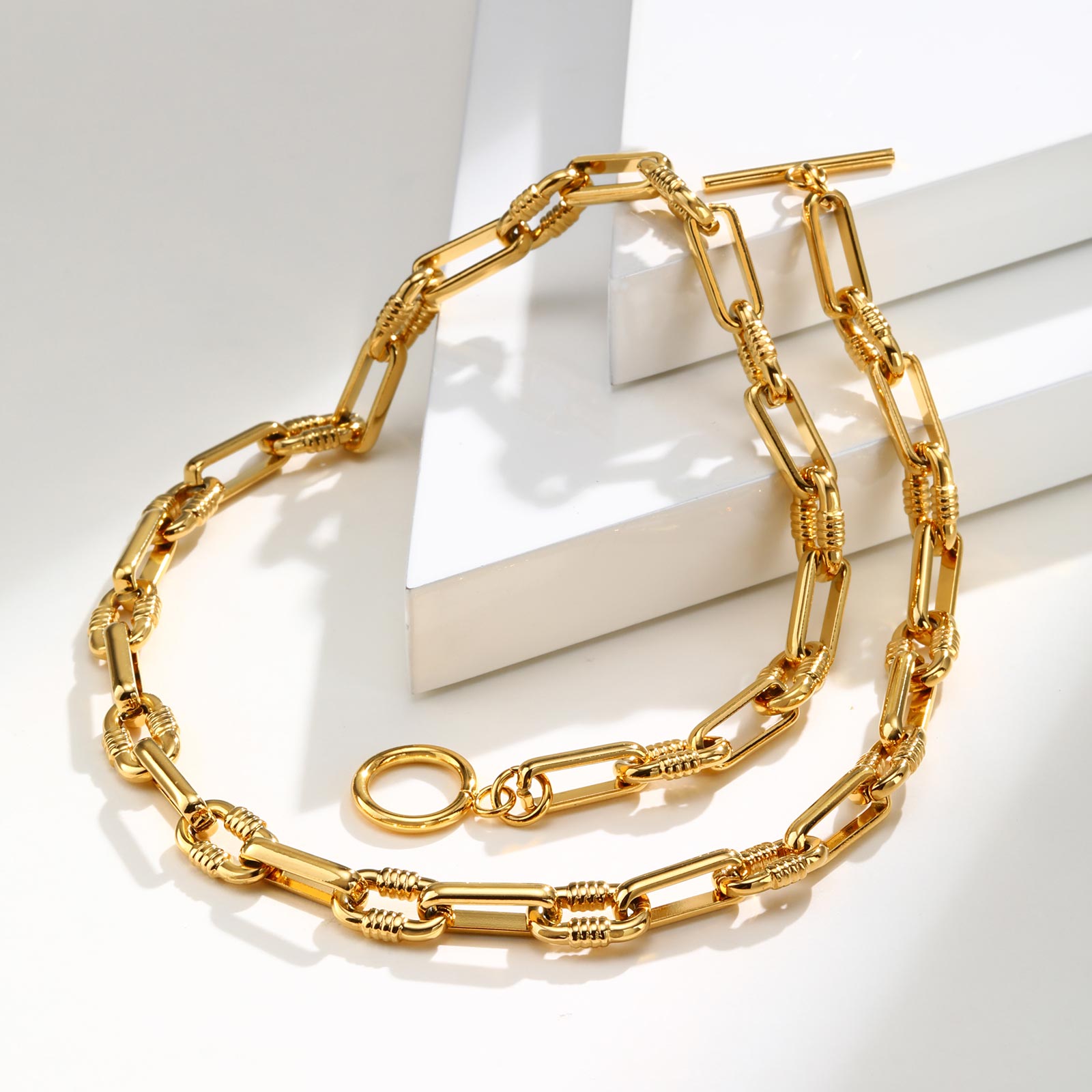 Chunky Oval Handmade Chain Nec - đánh giá và giá Toggle Clasp Gold